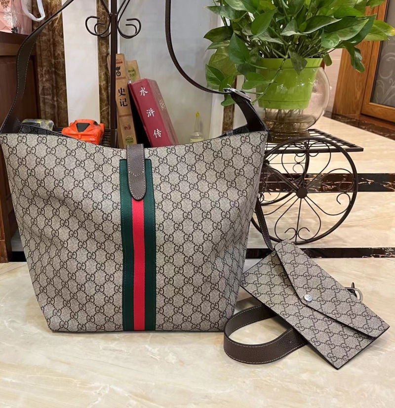 Gucci Shopping Bags